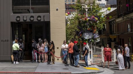 Kering се опитва да се еманципира от Gucci