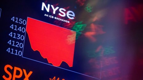 Опасенията за инфлацията предизвикаха резки понижения на Wall Street