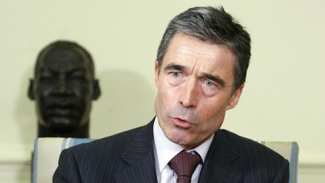 Бивш шеф на НАТО предлага икономическа версия на Член 5 за колективна отбрана