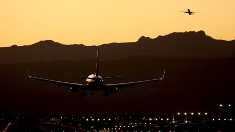 Въздушният трафик в САЩ е нарушен след повреда на ключова компютърна система