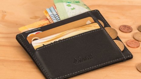 Малко над 1% от населението получава социални помощи