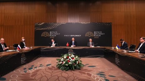 Преди преговорите в Турция: Русия се е отказала от редица искания