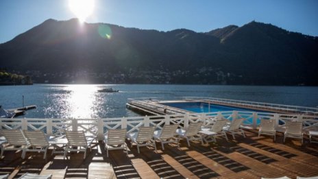 Туризмът едва ли ще се възстанови преди 2023 г., предупреждават експерти