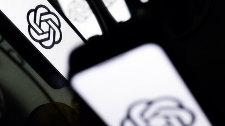 Експерт: Надпреварата между AI асистентите ще е в полза на потребителите