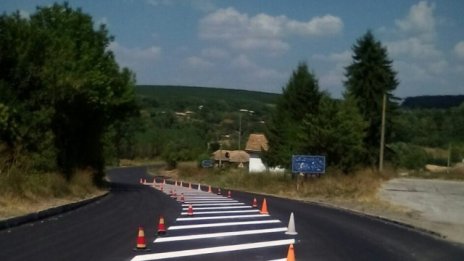 През лятото са инвестирани над 10 млн. лв. за ремонт на пътища в област Разград