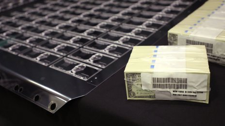 Рекордните приходи от мита не компенсират разширяването на дефицита на САЩ през юли