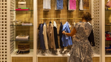 Инфлацията в САЩ остава завишена, засилвайки натиска за още лихвени увеличения