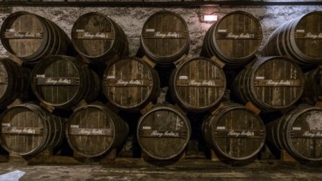 Remy Cointreau е оптимист за годишното си представяне