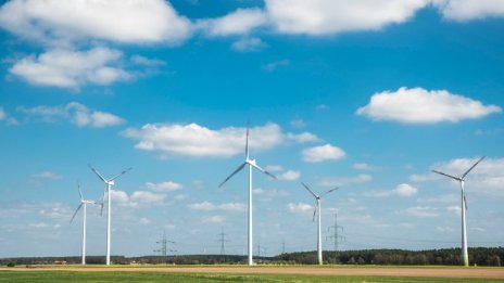 Бумът при развитието на ВЕИ сектора може да доведе до излишък на енергия