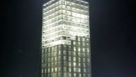 Вдигнаха 30-етажен хотел за 360 часа в Китай