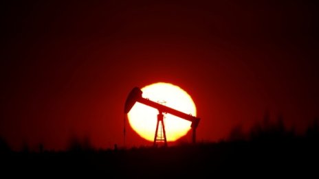 Природният газ и петролът се насочват в различни ценови посоки в САЩ