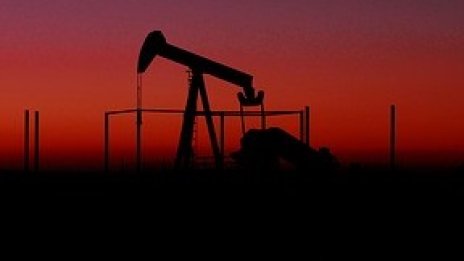 Цените на петрола спадат с около 5% след речта на Доналд Тръмп*