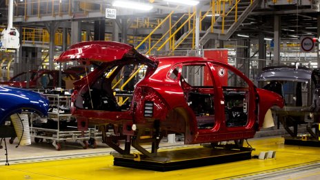 Международните автопроизводители все още пренебрегват Виетнам въпреки стимулите