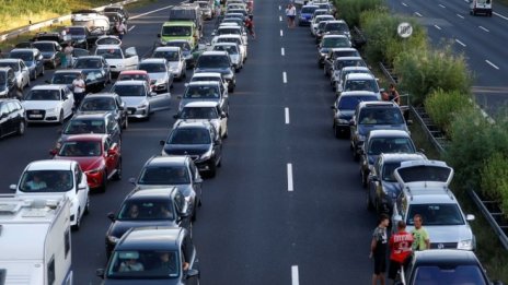 Нова държавна агенция ще се грижи за пътната безопасност