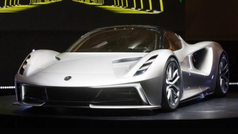 Lotus залага на SUV моделите, за да спечели подкрепа за евентуално IPO