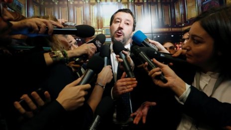Салвини: Целите на дефицита няма да паднат под 2,2%