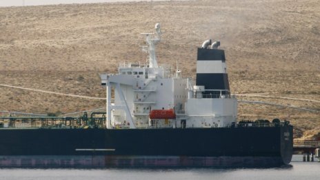 Гръцките корабостроители се обявиха срещу прегледа на данъчните им привилегии