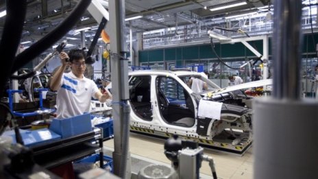 FAW може да придобие изправения пред фалит основен китайски партньор на BMW