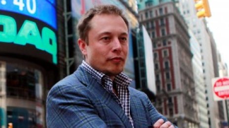 Space X е набрала над 1 млрд. долара за шест месеца