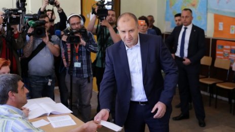 Как гласуват политиците ни