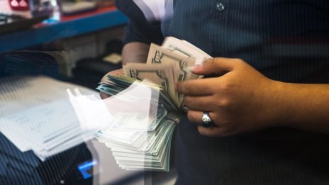 Светът не е подготвен за задаващата се вълна от държавни дефолти