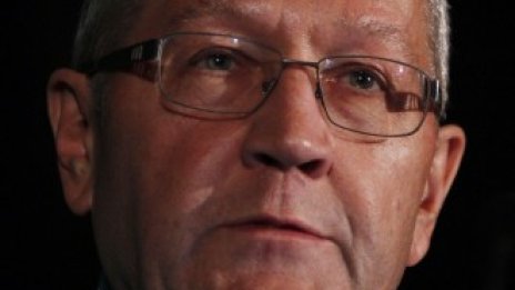 Реглинг: Няма да преструктурираме дълга на Гърция