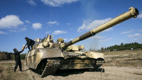 Защо някои украински компании в отбраната продължават да работят с Русия?