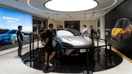 Бизнесът с електромобили тласна приходите на Xiaomi за тримесечието с 31% нагоре