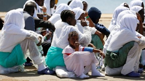 Австрийският външен министър иска центрове за бежанци извън ЕС