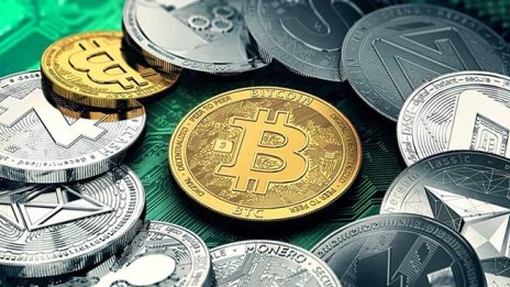 Биткойн или етер? Кой предлага по-добра възвръщаемост?