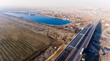 Парламентът прие въвеждането на тол системата и електронните винетки 