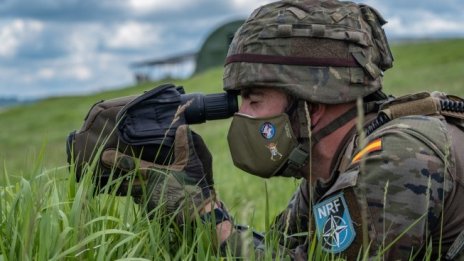 Л. Кючуков: Ако НАТО изпрати войски в Украйна, ще е на крачка от сблъсък с Русия