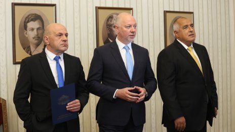 Проектокабинетът „Желязков“ - подготовка за следващи избори?