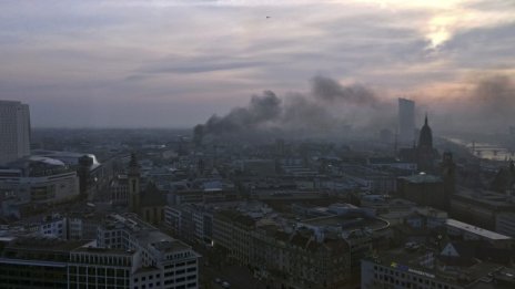 Протестиращи от движението Blockupy &bdquo;подпалиха&ldquo; Франкфурт
