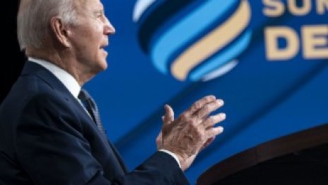 Байдън: Възстановяването на демокрацията е определящо предизвикателство