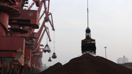 Как проблемите на Китай засягат пазара на суровините