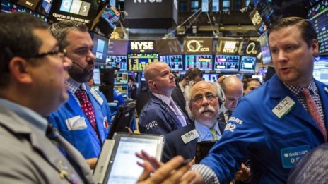Смесенo начало на търговията на Wall Street след решението на ЕЦБ*