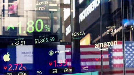 S&P 500 се понижава след мрачния доклад за пазара на труда в САЩ*