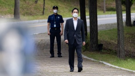 Лидерът на Samsung отново се изправя пред съда