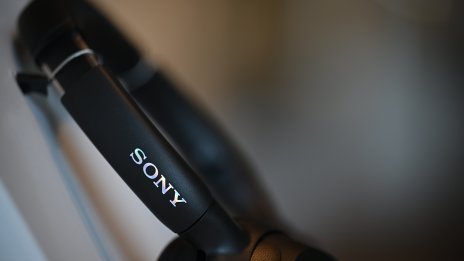 Sony очаква минимално изменение на печалбата тази година