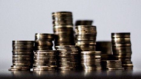 КФН е на крачка от финансовата независимост 