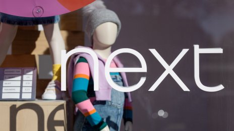 Next устоява на кризата с разходите за живот