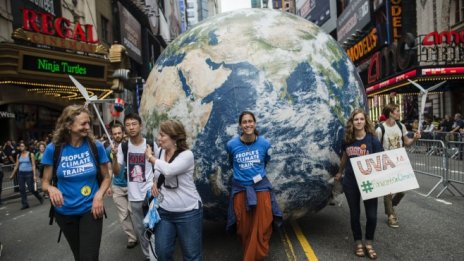 Ще трябват исторически глобални усилия за спасяването на планетата