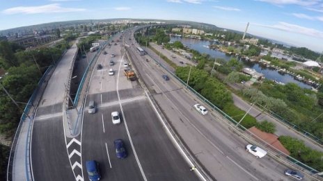 Защо модерната билетна система в градския транспорт на Варна не работи?