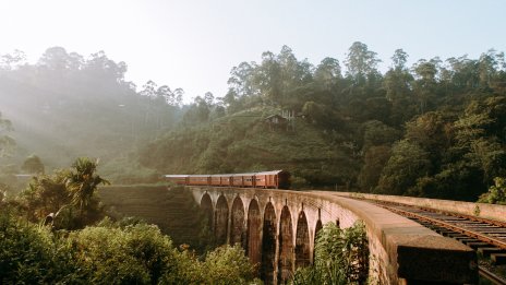 Войната в Украйна сблъсква Европа с дилема за преноса на стоки към Китай
