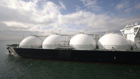 "Новатек" ще опита да спаси проекта за втечнен газ "Арктик СПГ 2" с руско оборудване