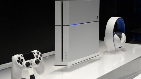 PlayStation 4 успя да надвие Xbox One в САЩ и през февруари 