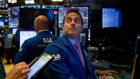 Оптимизмът след данните за пазара на труда в САЩ тласка Wall Street нагоре*