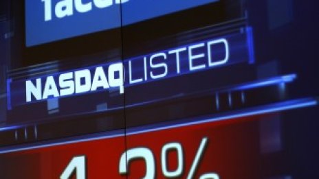 Nasdaq плаща рекордна глоба заради прегрешението си с Facebook