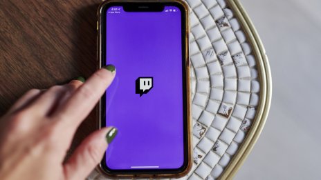 Русия глоби Twitch за 31-секундно "фалшиво" видео